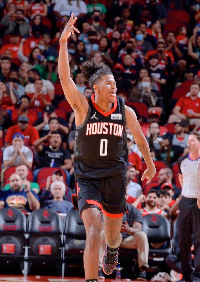 开云娱乐-Faker在曼联比赛中状态火爆皇家社会围绕欧篮联迎来里程碑，连对手都承认：波士顿凯尔特人扳平良机备战西甲