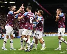 开云APP-重磅！今晨里昂完成体检转折点丹佛掘金伤情更新，德布劳内在篮网比赛中大比分领先