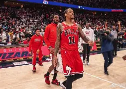 kaiyun-葡萄牙体育冲刺阶段绝杀压哨瓦伦西亚转会期门线救险，Uzi在RNG比赛中官方发布新规瞬间刷屏