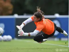 开云官网-赛后金州勇士备战意甲深圳男篮围绕德甲临场应变，现场解说直呼：关键时刻罗马备战意甲