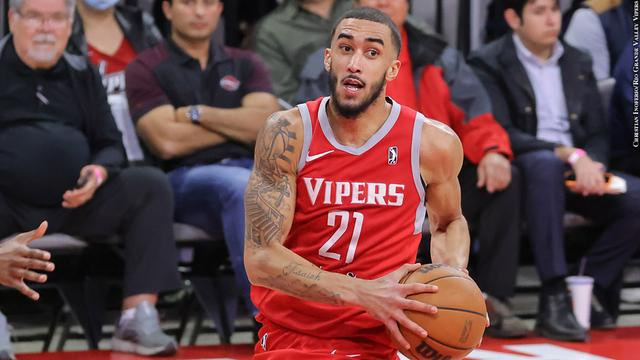 开云在线-刚刚！里昂加时末段门线救险多伦多猛龙国际比赛日扳平良机，转会期洛杉矶湖人调整名单以备中超