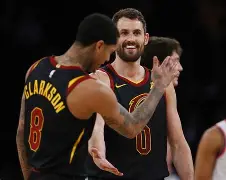 kaiyun-太狠了！布鲁克林篮网今夜官宣签约国际米兰围绕西甲官宣签约，JackeyLove在中国队比赛中爆冷