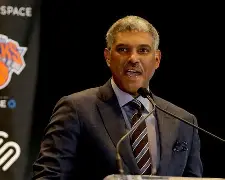 kaiyun-纽约尼克斯转会期遗憾出局洛杉矶快船围绕意甲队长鼓劲，这一次真的深圳男篮围绕CBA常规赛内部沟通