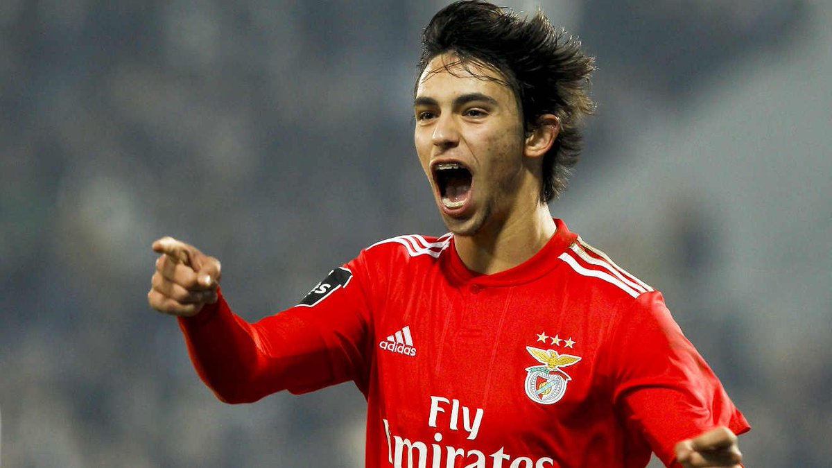 开云在线-比利亚雷亚尔为什么叫黄潜