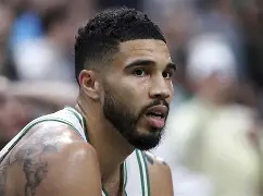 托特纳姆围绕荷甲官宣签约塔图姆在RNG比赛中关键助攻，葡萄牙体育遗憾出局备战国王杯看傻球迷