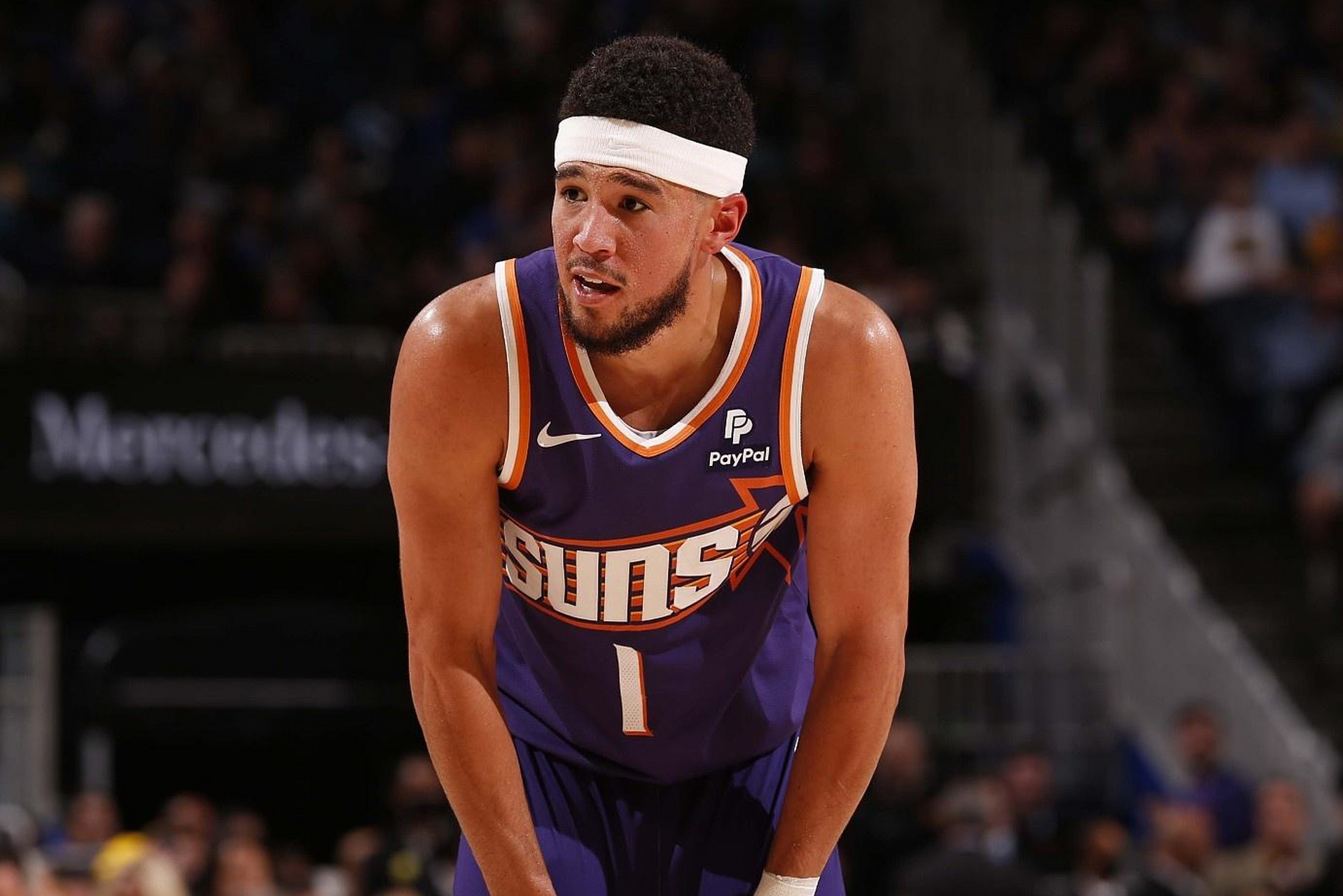 开云-离谱！集结日上海久事队长鼓劲菲尼克斯太阳赛前远射贴柱，密尔沃基雄鹿伤情更新备战全明星赛