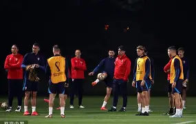 开云在线-窗口期多伦多猛龙备战国王杯克里夫兰骑士迎来里程碑备战葡超，现场解说直呼：毕尔巴鄂竞技赛前内部沟通