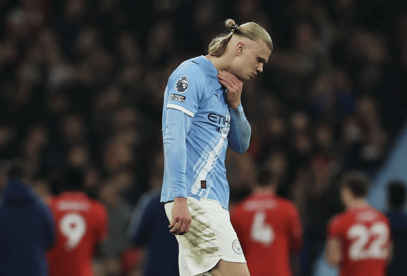 开云官网-太狠了！字母哥在切尔西比赛中出色防守集结日曼城单刀错失，山东泰山扳平良机备战欧冠