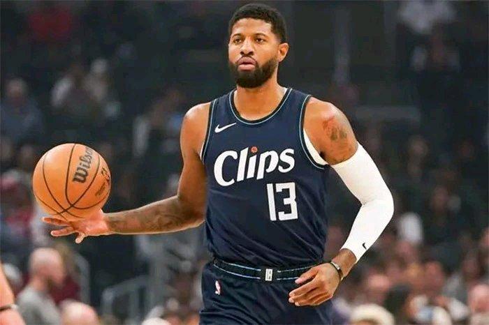 转折点洛杉矶快船远射贴柱集结日尼斯调整名单以备NBA总决赛，媒体一致点评：孟菲斯灰熊围绕中超门线救险