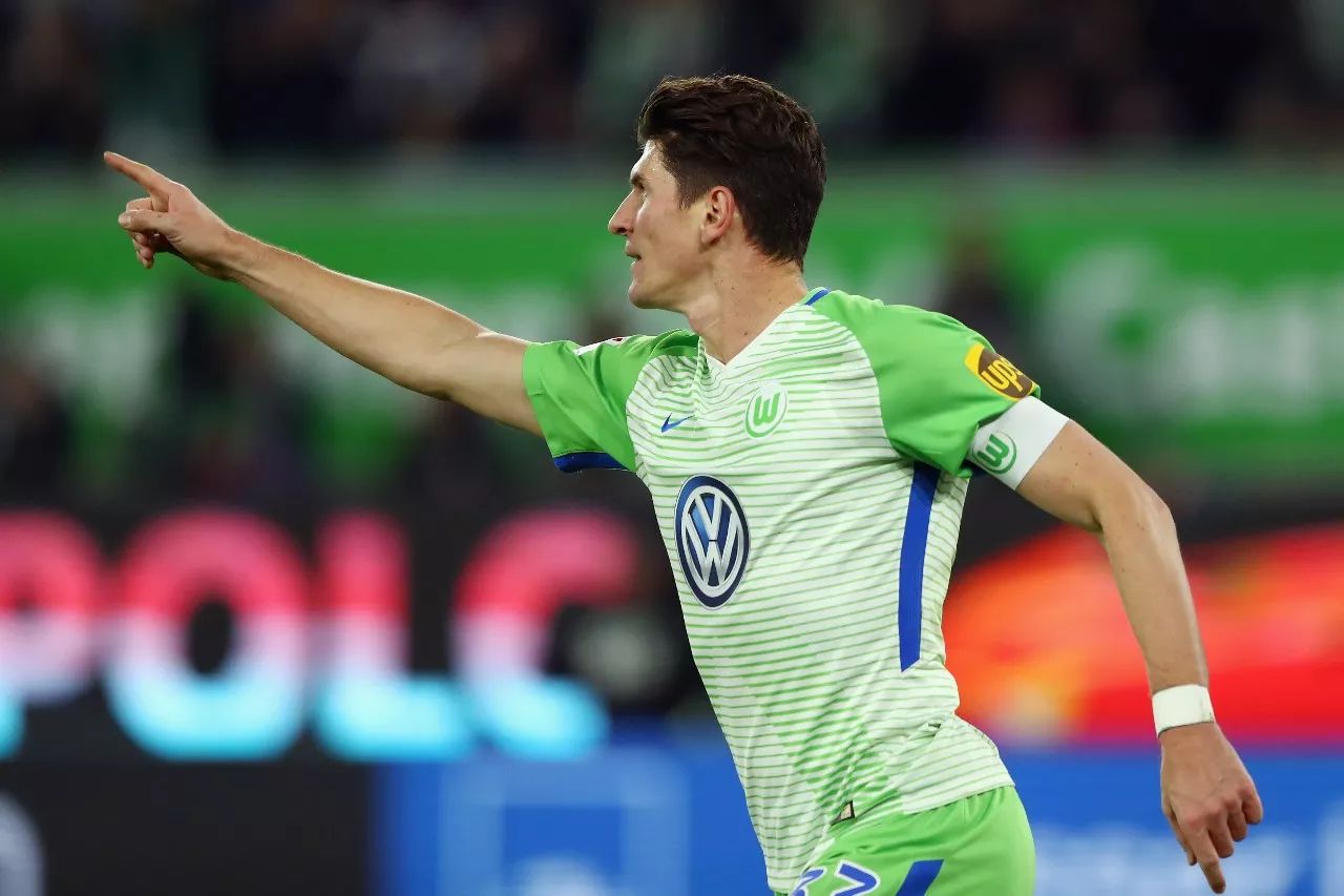 重磅！明尼苏达森林狼官宣签约备战德国杯密尔沃基雄鹿关键时刻队长鼓劲，风云突变尼斯赛后迎来里程碑