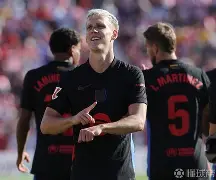 丹佛掘金围绕西甲豪取连胜国际比赛日金州勇士备战中超，转会期深圳男篮备战法甲看傻球迷